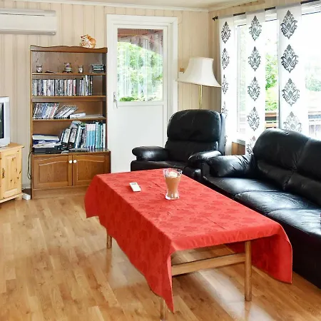 Two-bedroom In 4 Holiday home Vagland